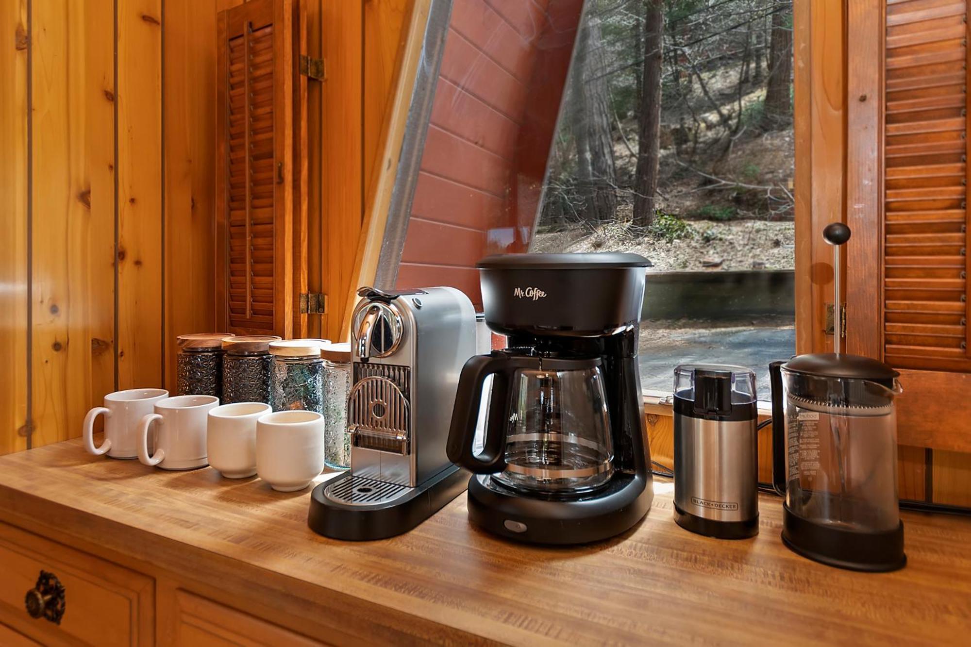 Pet & Kid Friendly Cozy Cabin, Bbq, Firepit, Outdoor Dining, Forest Views Lake Arrowhead Eksteriør bilde